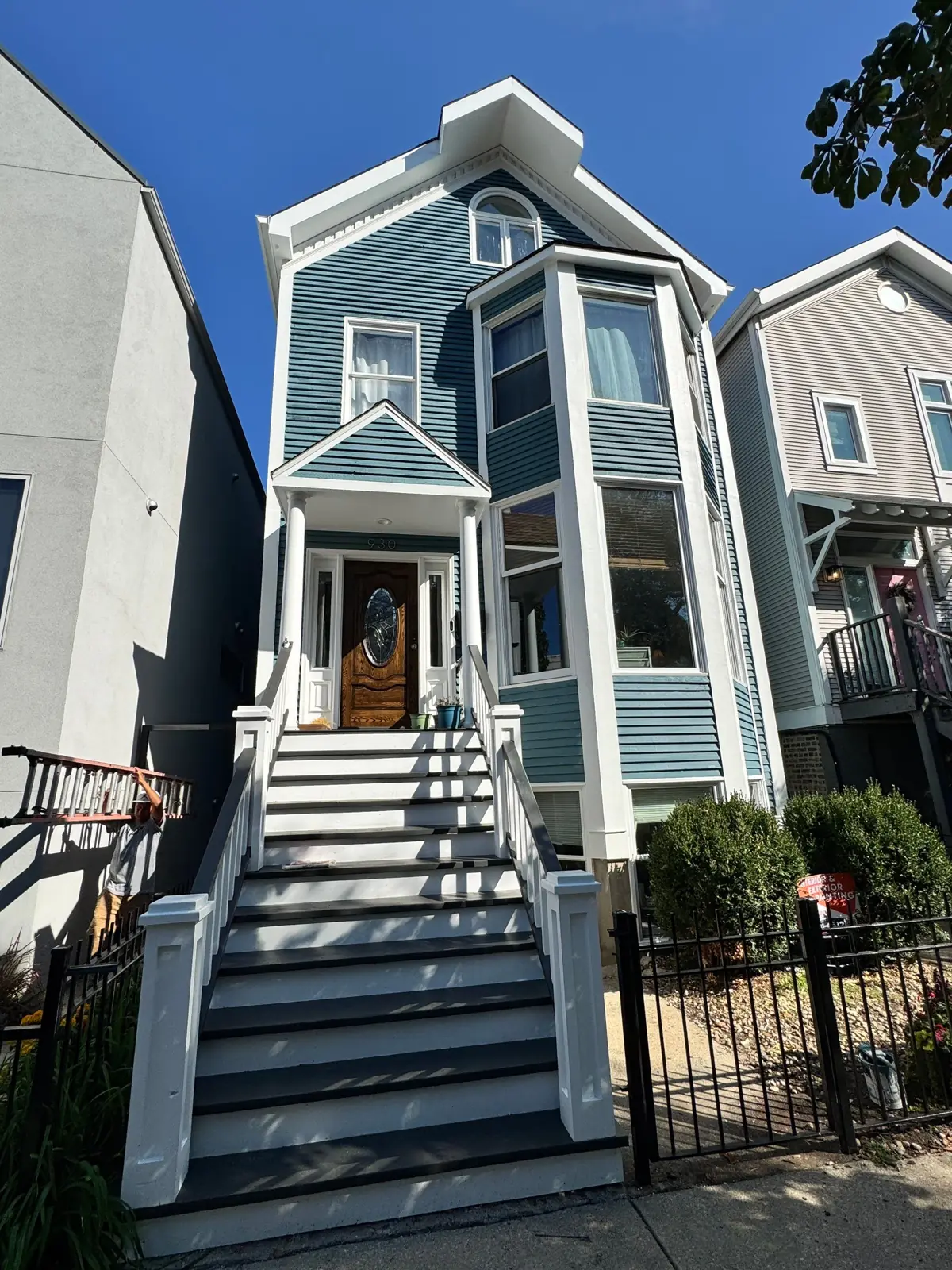 Slate blue exterior repaint in Lakeview